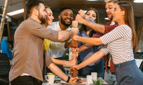 <br />
team-building